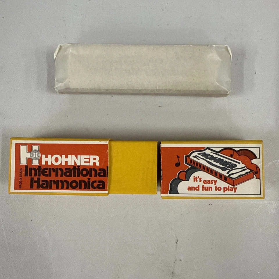 De colección Nuevo en Caja Hohner International Harmonica-Llave de C Hecha en Brasil Fácil de Tocar Foto 3 de 4