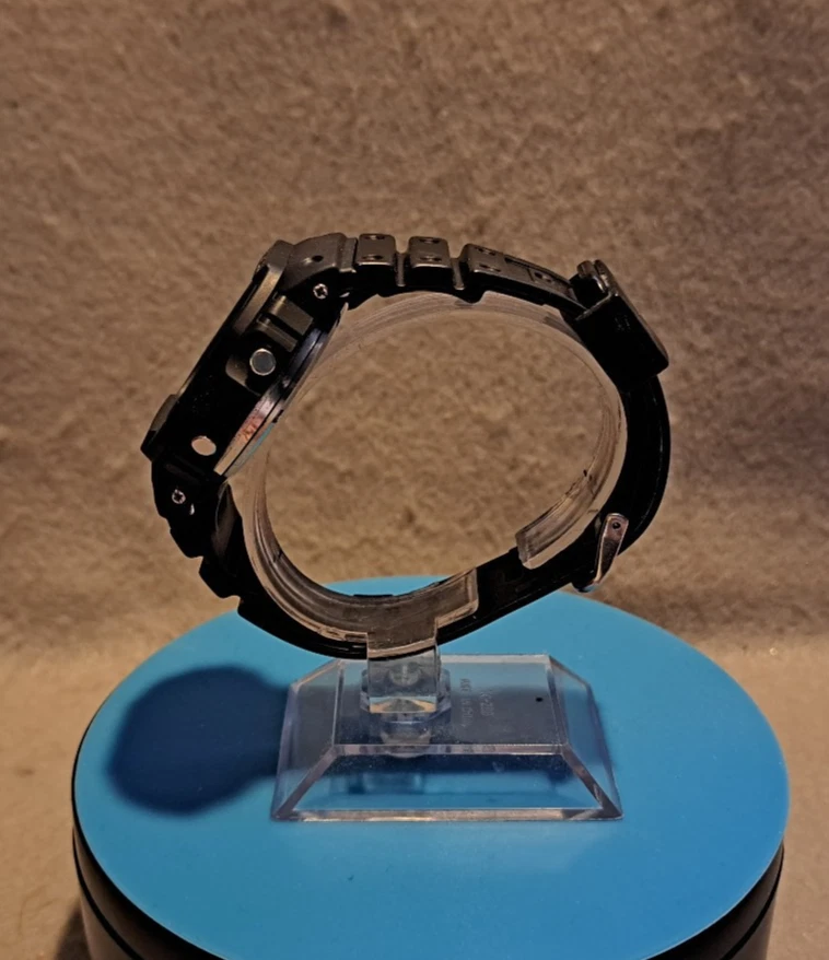 An Extreamly Nice Vintage 1987 to 1994 Casio G-Shock DW5600C (691) Mens Watch - Image 4 of 4