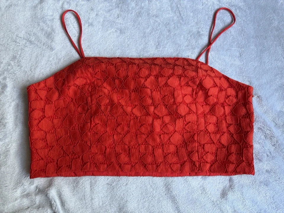 Top corto de encaje Banana Republic Geo talla 6 nuevo con etiquetas RT$100 Foto 2 de 4