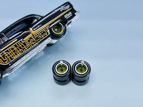 R371 Hot Wheels 1/64 Real Riders# Slotted 10mm Green Short, Chevy Rubber wheels - Picture 4 of 6