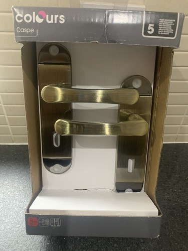 Colours Caspe Antique brass effect Steel Straight Lock Door handle (L)112mm,Pair - 第 1/8 張圖片