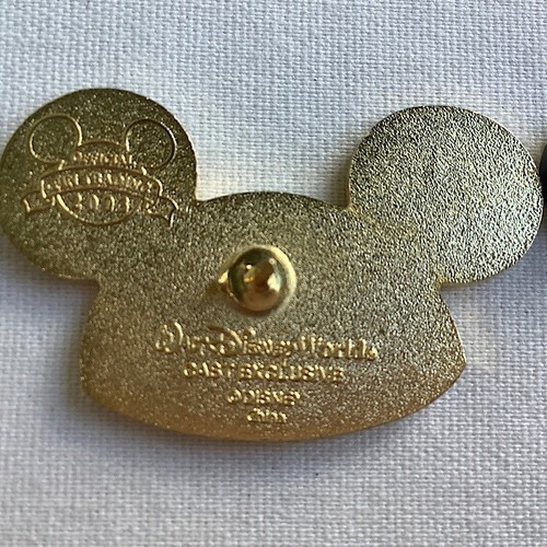 WDW Cast Exclusive Patriotic Mickey Ears Hat Disney Pin 23361 Vintage - Picture 2 of 2