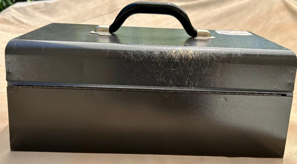 HOMAK Tool Box, 15-1/4"x7.5"x6" Steel with Metal Tray. - Image 2 of 4