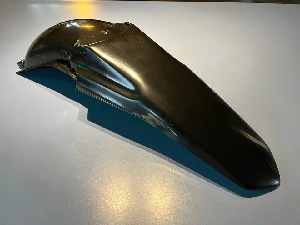 Para-lama traseiro preto motocross Yamaha YZ125 & YZ250 2002-2010 por UFO 12-194-33 - Imagem 2 de 4