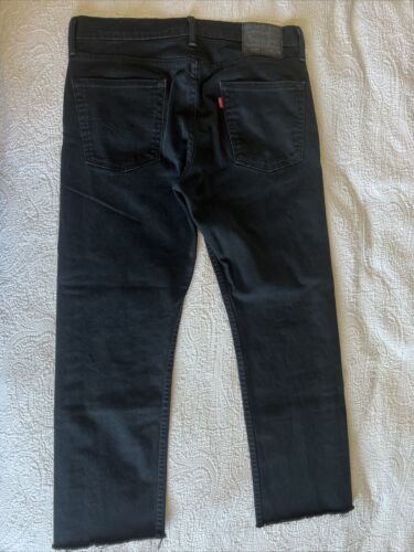 Levi’s 513 Black Denim Jeans Size 32 Raw Hem Slim Straight Levi Pants Trousers - Picture 3 of 14