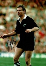 Grant Fox Signed 12X8 Photo ALL BLACKS NEW ZEALAND AFTAL COA (D) Grant Fox Signed 12X8 Photo ALL BLACKS NEW ZEALAND AFTAL COA (D)