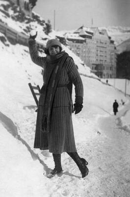 Switzerland canton Grisons Sankt Moritz Woman wearing a wool co- 1920 Old Photo