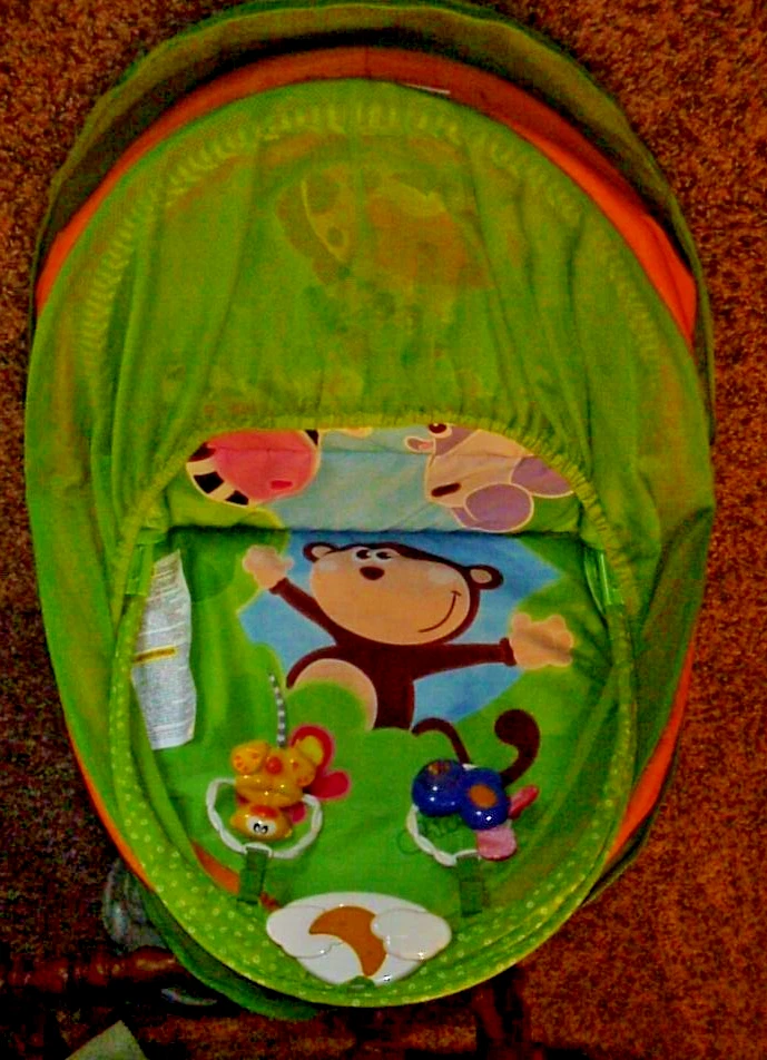 Chicco Divertido Nido de Actividad de Viaje para Bebé Plegable N Go Dormir Patio de Juego ENVÍO GRATUITO Foto 3 de 3