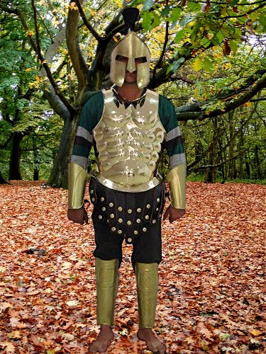 Chaqueta de armadura muscular griega con casco espartano pierna brazo protector conjunto disfraz armadura   Foto 4 de 4