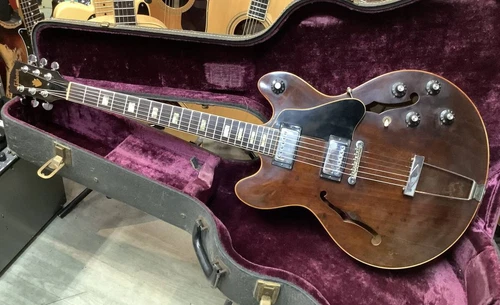 Acoustic Electric Guitar Gibson ES-150D 1969 to 1975 Walnut Maple Body with Case