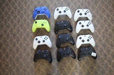 Xbox controllers and replacement parts Lot of 22  SEE Description