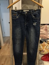 Queen Hearts Paris Size Medium Skinny Jeans S...