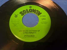 Pyramid – 200 Miles Outside Of Cincinnati / Shadows - 7" VINYL SINGLE