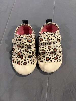Cat & Jack Girl s Sneakers - Cheetah Print