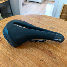 Selle Italia ST 5 Road Bike Cutaway Saddle/Seat Black Synthetic 165mm Wide