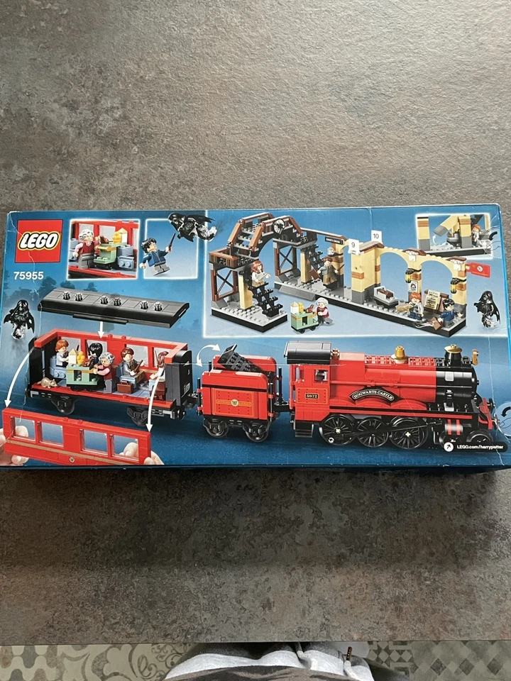 LEGO Harry Potter - 75955 - Hogwarts Express - New, Sealed, Retired. - Image 2 of 4
