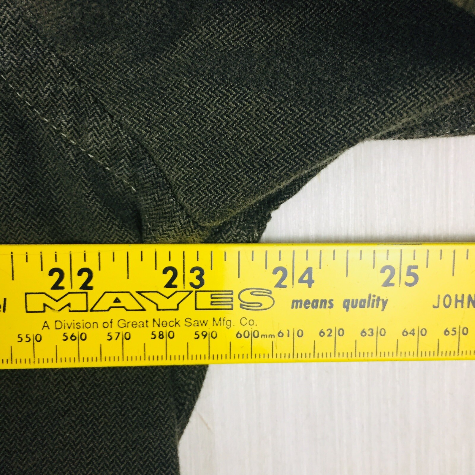 UNTUCKit Men Dark Gray Solid Button Up Long Sleev… - image 10