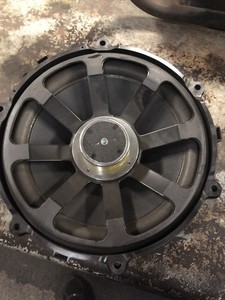 range rover subwoofer