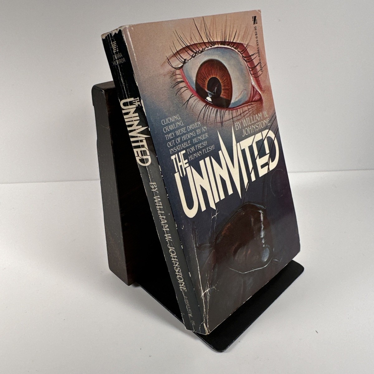 The Uninvited By William W. Johnston 1982 Vintage Paperback Horror