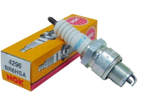 NGK spark plug for Honda GYRO X TD01 From Japan