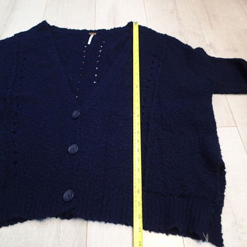 Free People Oversized Knit navy Blue Cardigan Sweater size m wool blend - Picture 16 of 21