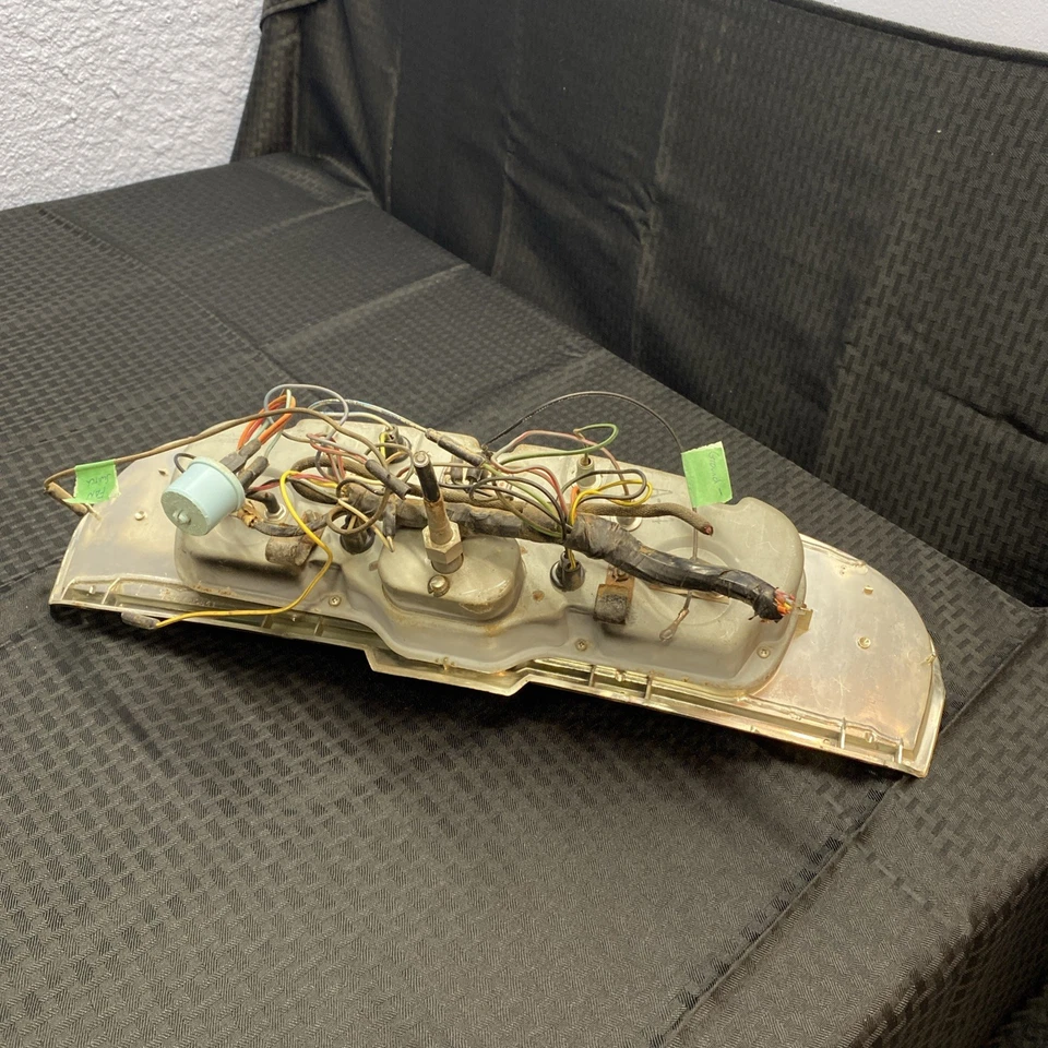 Cuadro de instrumentos velocímetro cabina personalizada Ford F100 F250 1965-66 Foto 4 de 4