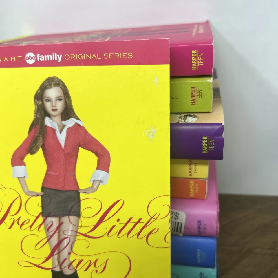 Pretty Little Liars Books 1 3 4 6 7 8 12 13 14 Sara Shepard Mystery Thriller TV Foto 3 de 4