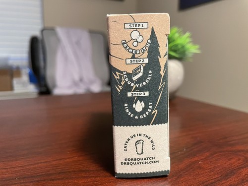 Dr. Squatch Snowy Pine Tar Sapone Edizione Limitata - Foto 4 di 5