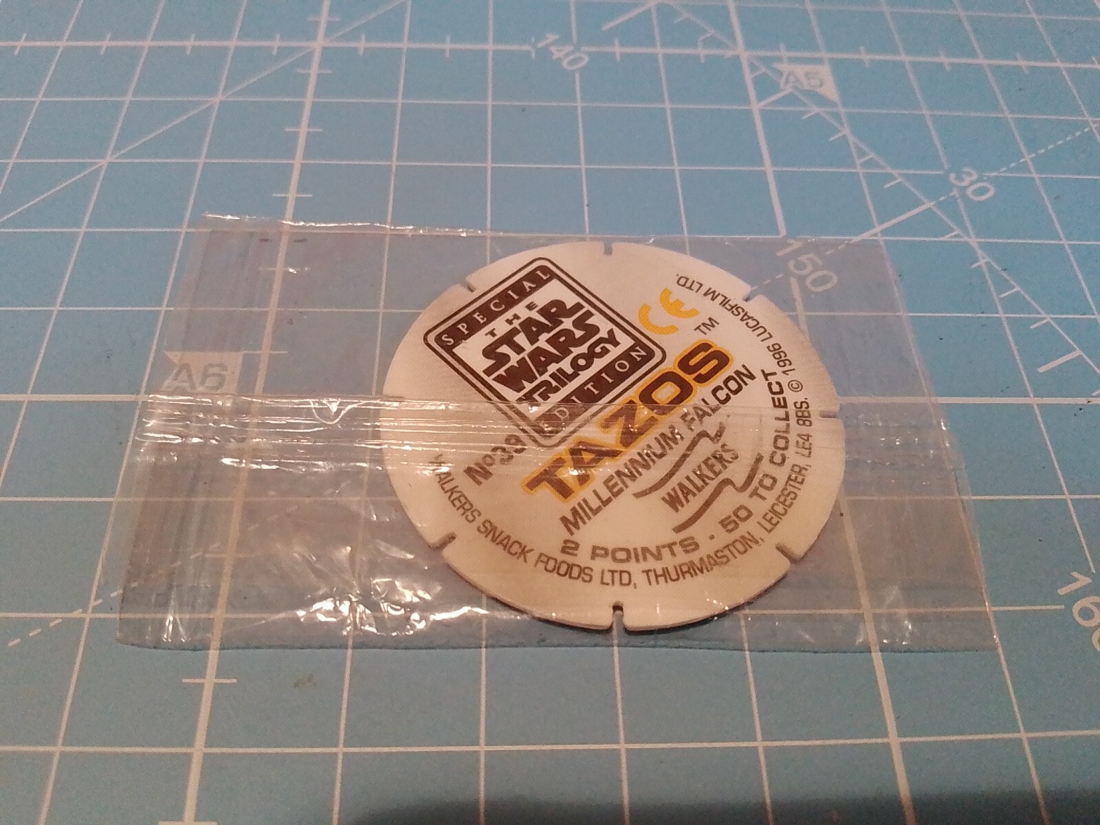 Walkers Tazos Star Wars Trilogy Special Edition 39 Millennium Falcon 1996 Sealed eBay