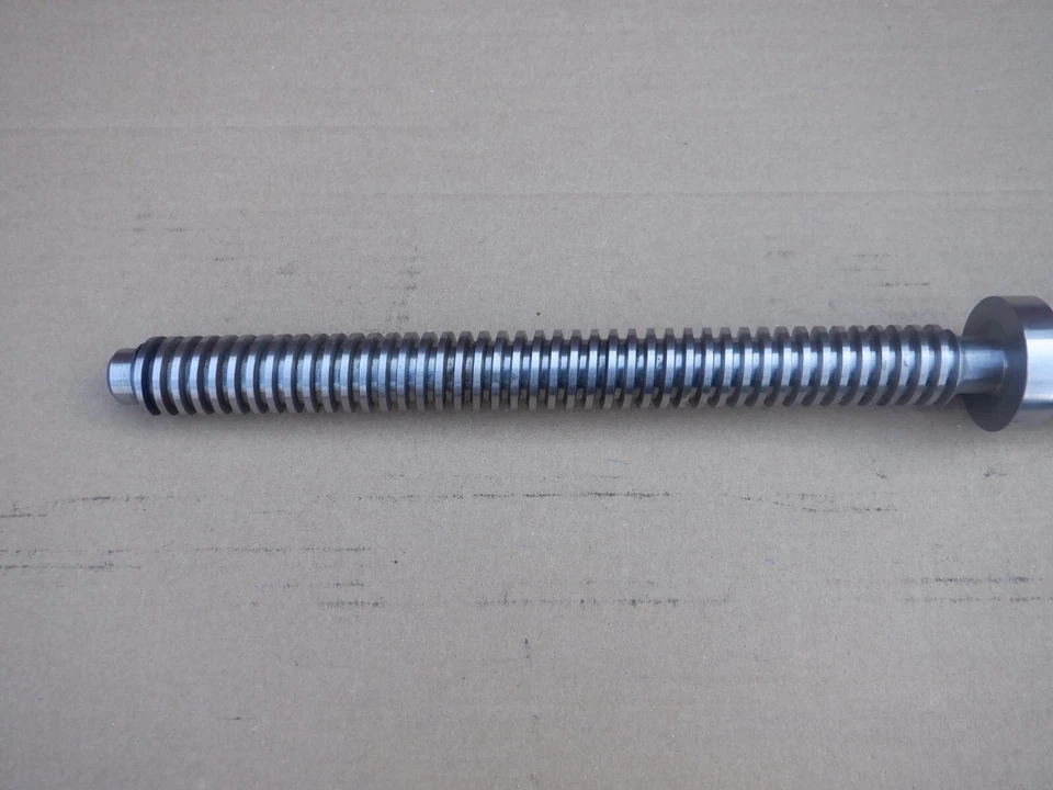 COLCHESTER MASTIFF 1400, CLAUSING 21" LATHE, TAILSTOCK SCREW & NUT No 42449 - Image 4 of 4