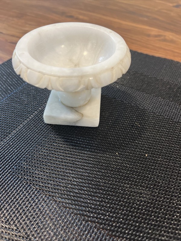 Vintage Italian Hand Carved Alabaster Bird Bath 3 X 2 1/2 Inches