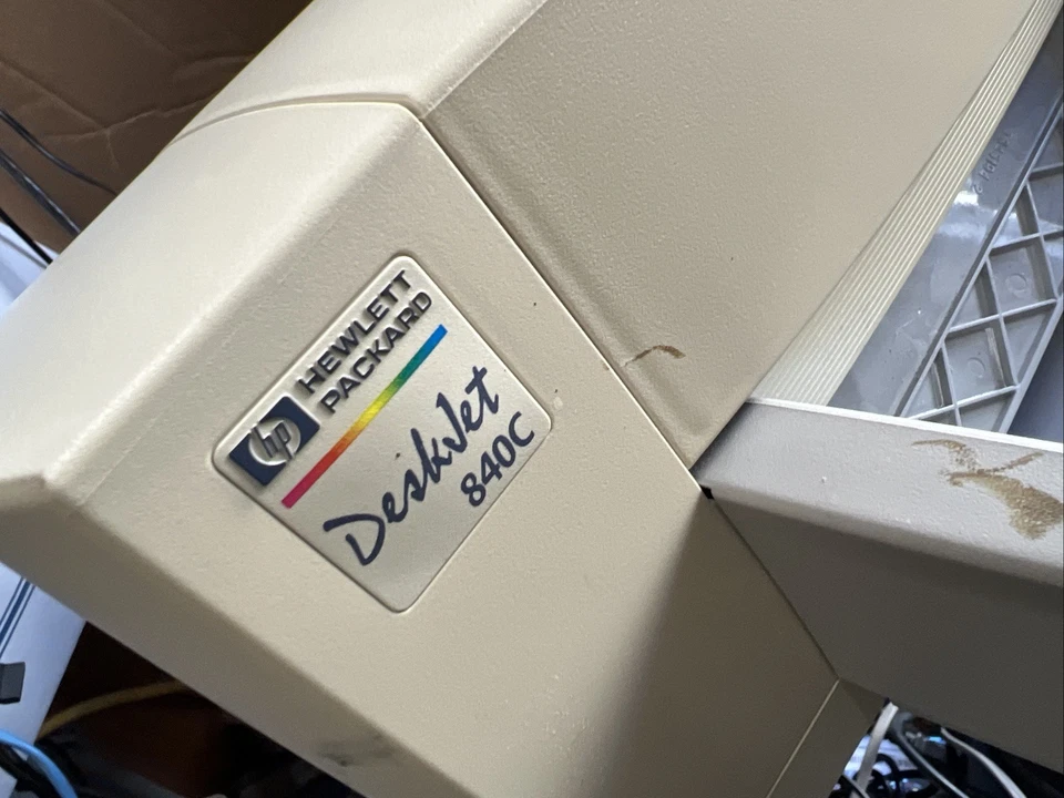 HP Deskjet 840C Inkjet Standard Color Printer untested - Image 2 of 4