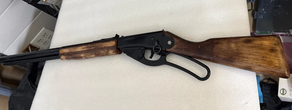 Pistola BB de madera Daisy Red Ryder modelo 1938B de colección probada funciona  Foto 2 de 4