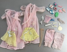 VINTAGE LOT Barbie FRIENDS LINGERIE ROBE PJ Bath Accessories PAK 973 965