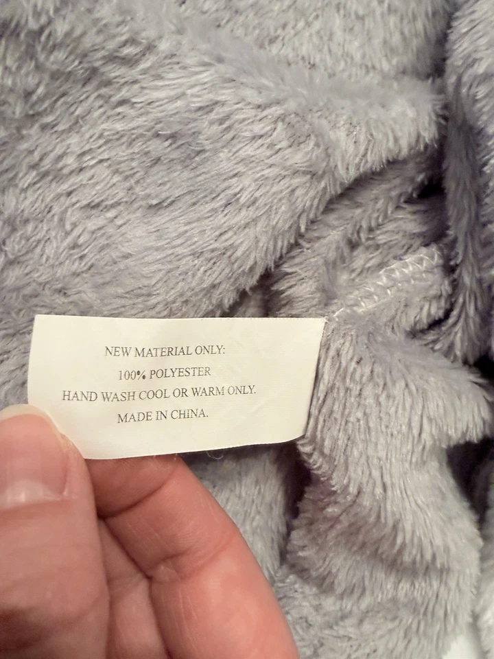 Pijama de una pieza con capucha de animal de felpa gris para niños talla M Foto 2 de 4