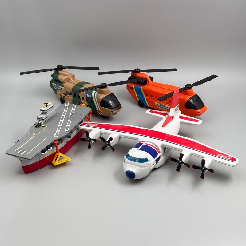 Micro Machines 1988 Galoob Aircraft Carrier Helicopter Cargo Plane Playsets