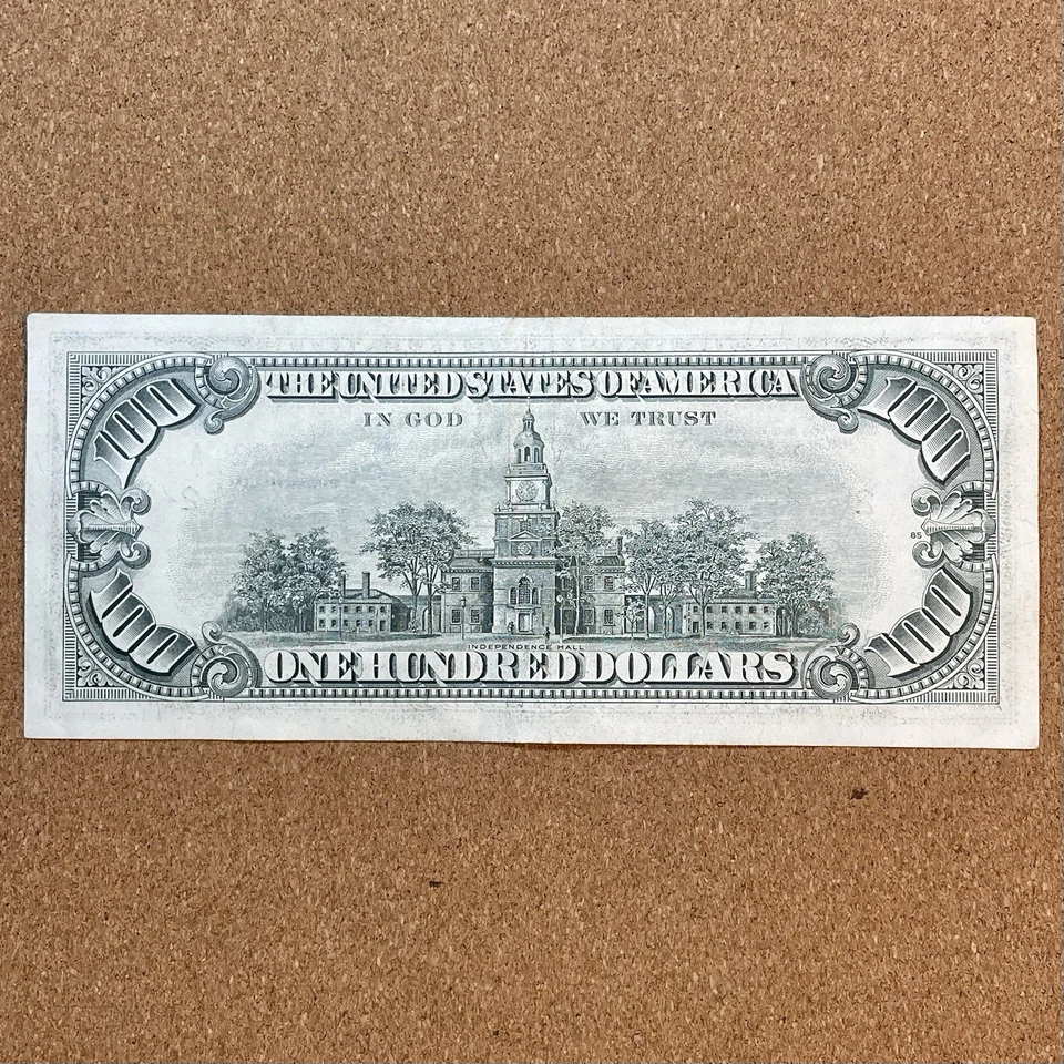 Small Head $100 bill (One Hundred Dollar Bill) - Series 1977, NY Reserve - Image 2 of 4