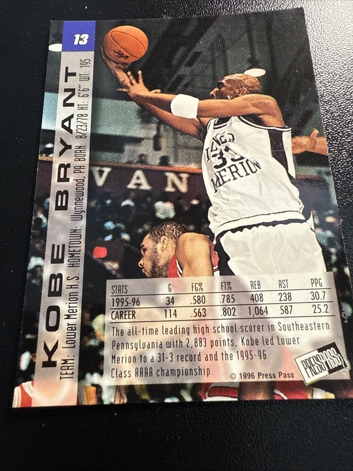 Tarjeta de novato 1996 Press Pass Kobe Bryant-1996 selección del draft #13 lámina dorada 🔥 Foto 2 de 4