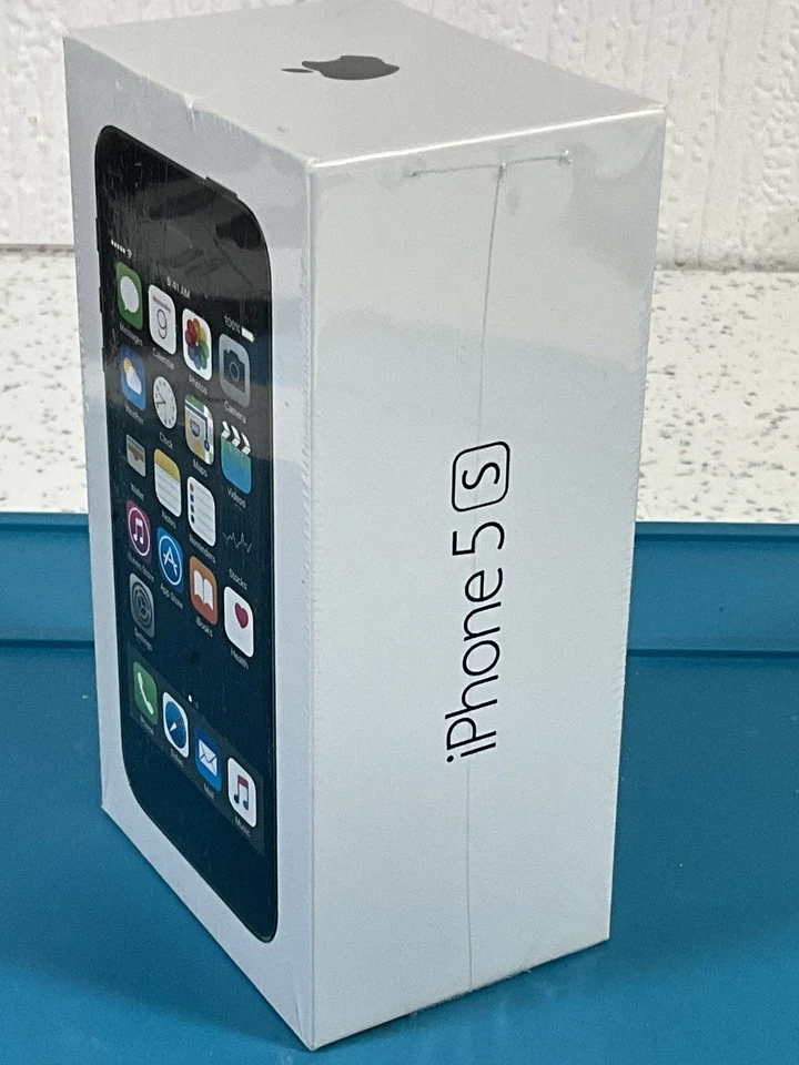 Factory Sealed IPhone 5s 16GB - Image 3 of 4