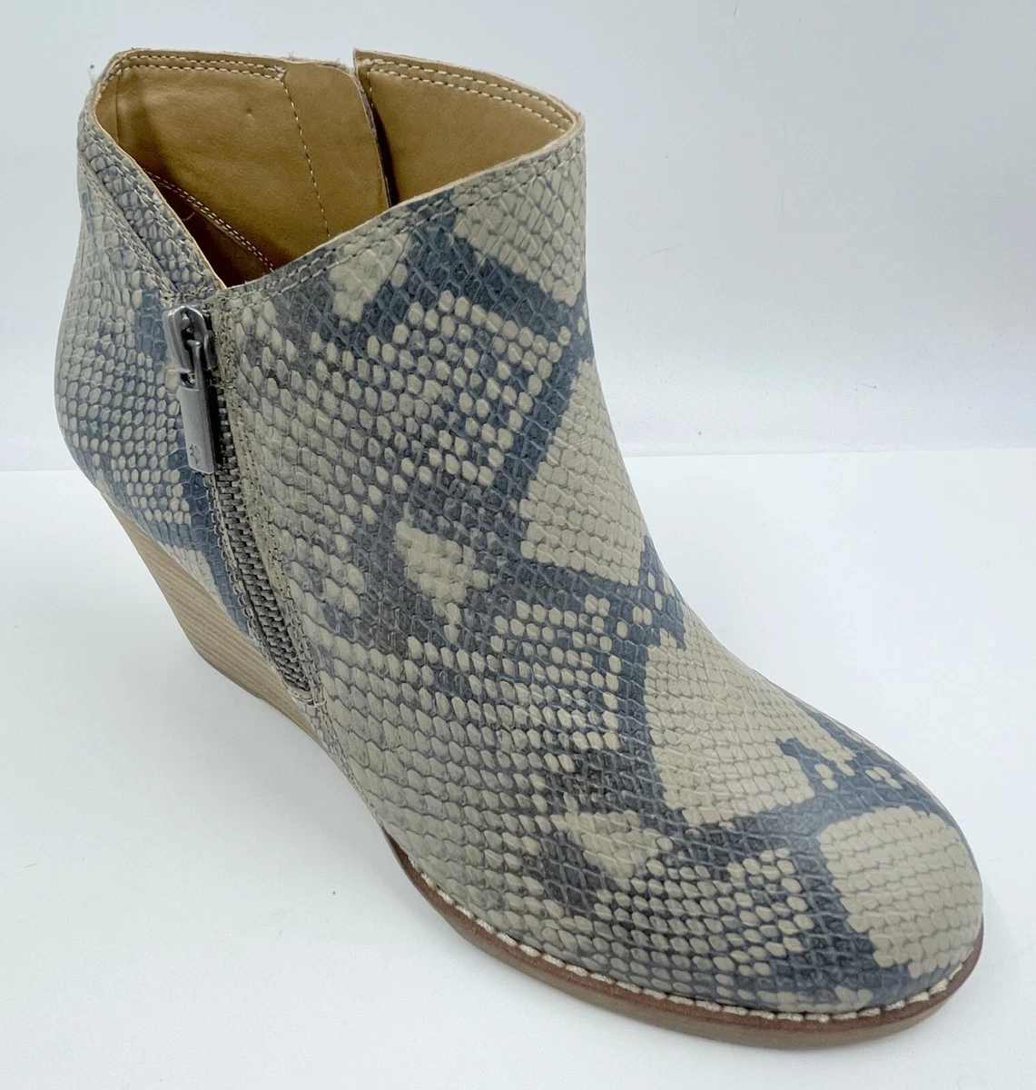 Lucky Brand LK YEWANI Women s Ankle Boots 6.5M Snake Print Side