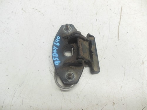08G23 Tigershark Daytona 640 1995 Seat Latch 0673-026 0773-941 0673-025 - Picture 3 of 6