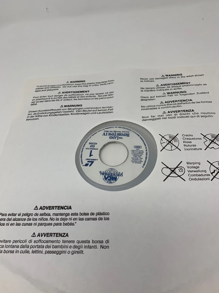 THE LAND BEFORE TIME IV 4 - Journey Through the Mists Laserdisc LD [42396] - Image 3 of 3