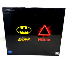 NECA Predator NYCC Esclusivo Batman Vs. Modellino Predator SIGILLATO