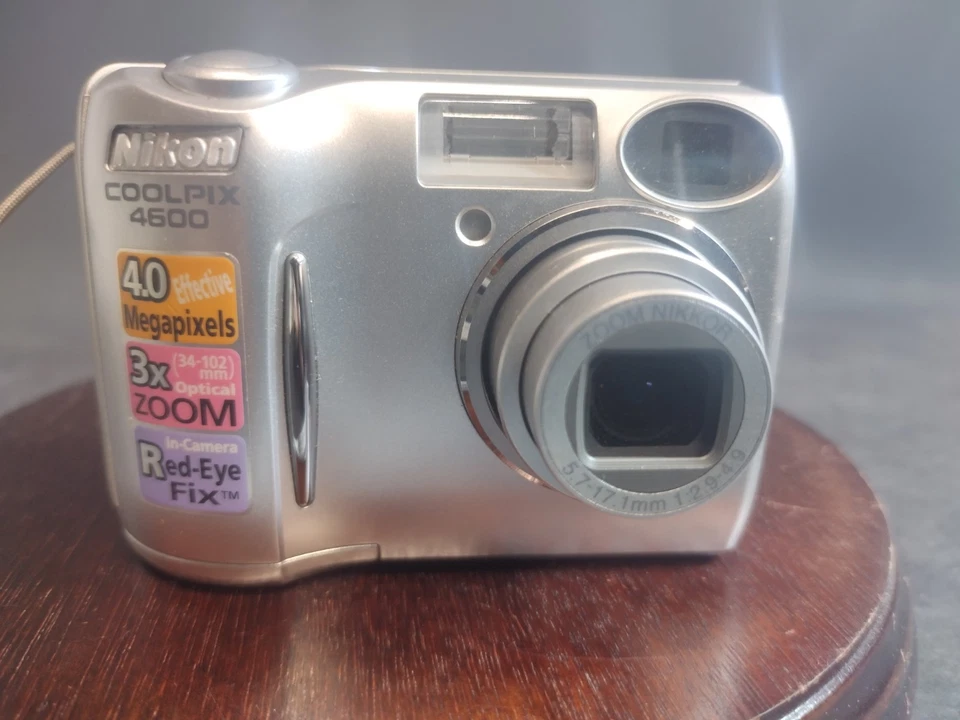 Nikon Coolpix 4600 Digital Camera 4.0MP 3x Zoom W Box, Cord, Tested Works - Image 3 of 4
