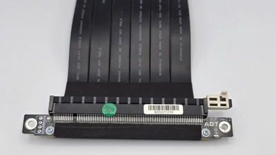 PCIe 3.0 x16 Riser Kabel 207mm ADT R3U V2.2_Grafikkarten und Mainboards