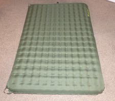 Lightspeed Outdoors Deluxe 2-Person Camping Air Bed Inflatable Mattress Green