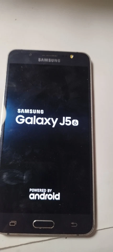 Samsung Galaxy J5 6 - Immagine 2 di 4