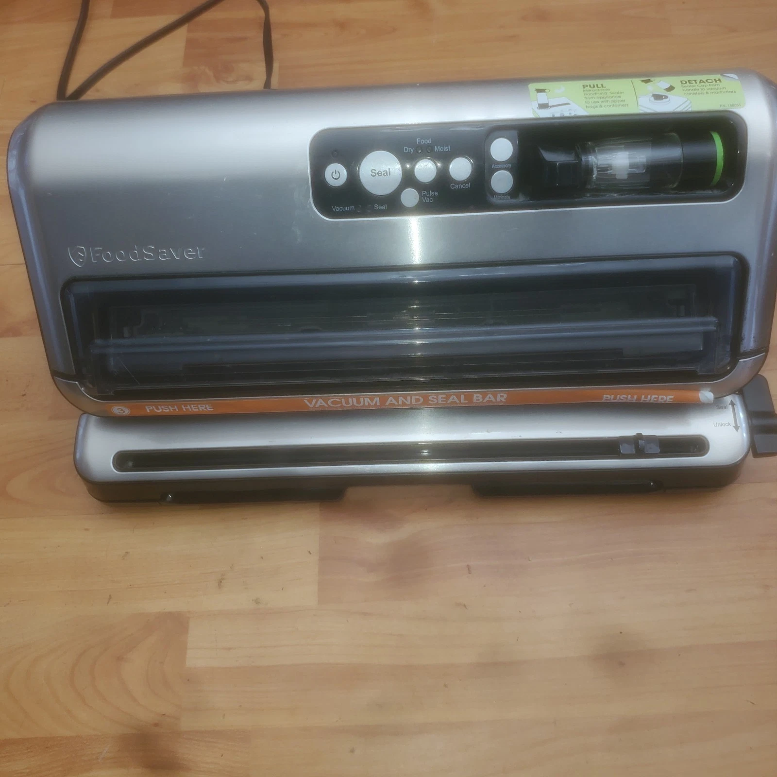 FoodSaver FM5480 Vacuum Sealer System w/ Automatic Bag Detection