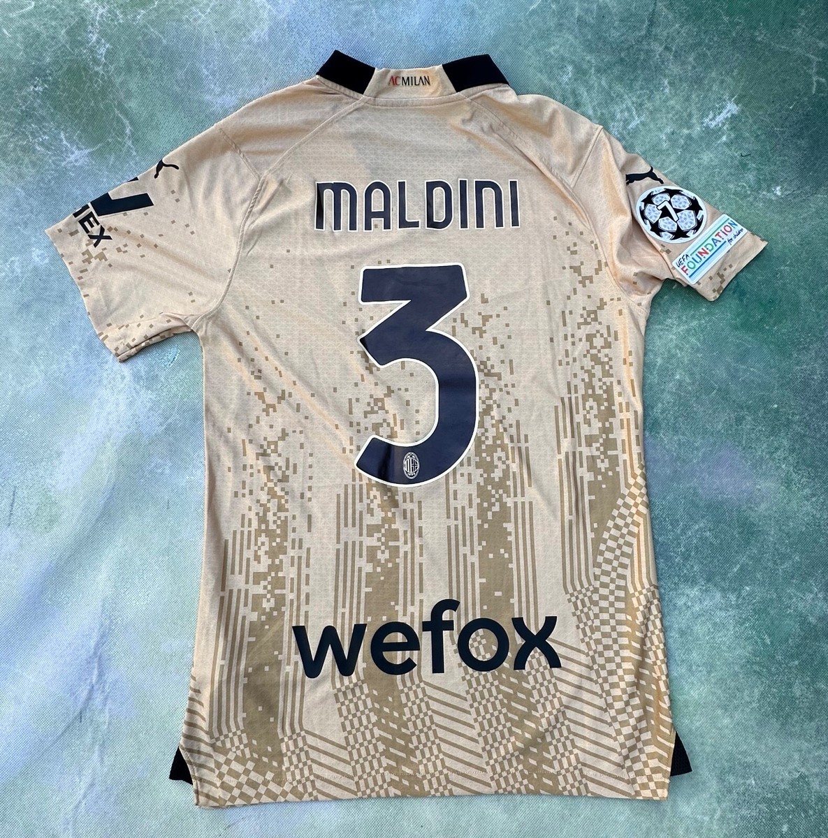 Puma AC Milan Paolo Maldini #3 Jersey Size L. | eBay