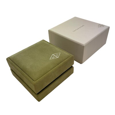 Van Cleef ＆ Arpels Couple Ring Suede Leather Case Presentation Box Only Empty